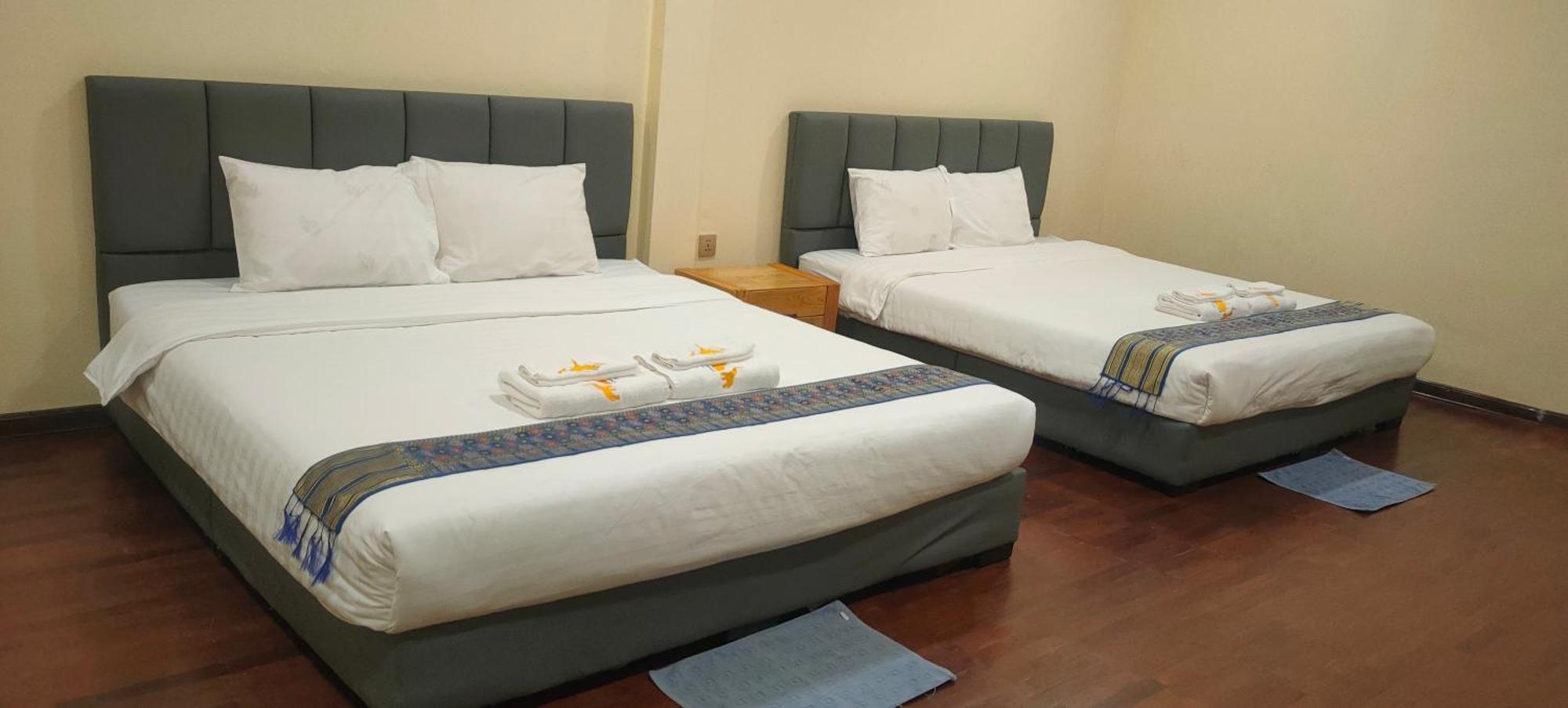 Yula Hotel Thatluang Vientiane Ruang foto